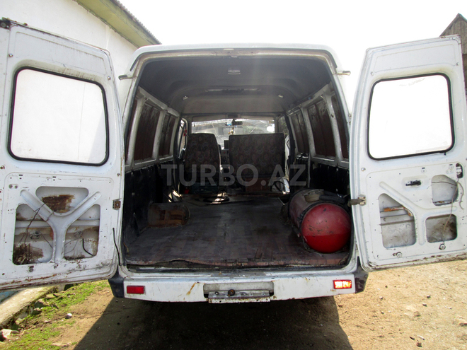 GAZ 330202-740 1999, 670,050 km - 2.4 l - Astara