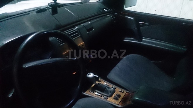 Mercedes E 240 1998, 320,000 km - 2.4 l - Bakı