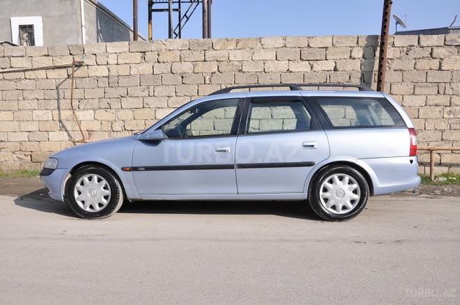 Opel Vectra 1997, 204,294 km - 2.0 l - Bakı