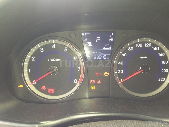 Hyundai Accent 2012, 32,000 km - 1.4 l - Bakı