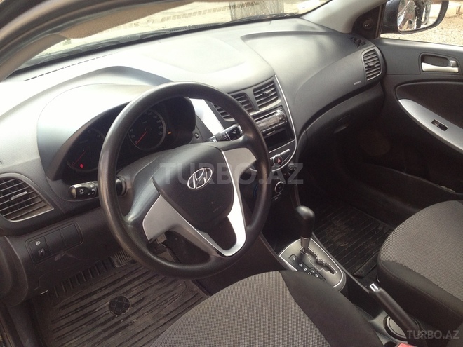 Hyundai Accent 2012, 32,000 km - 1.4 l - Bakı