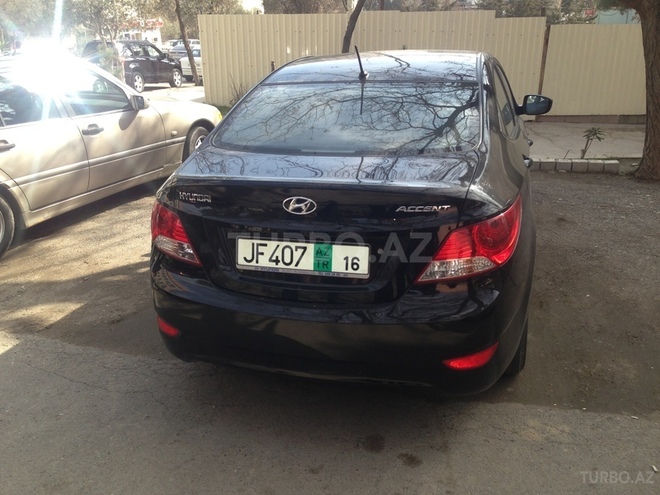 Hyundai Accent 2012, 32,000 km - 1.4 l - Bakı