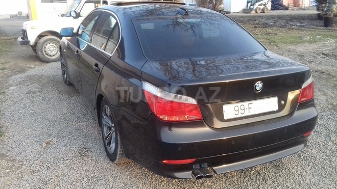 BMW 520 2004, 210,000 km - 2.2 l - Bakı