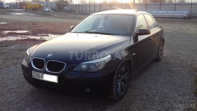 BMW 520 2004, 210,000 km - 2.2 l - Bakı