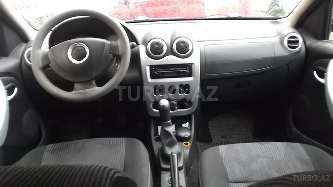 Renault Logan 2010, 88,000 km - 1.5 l - Bakı