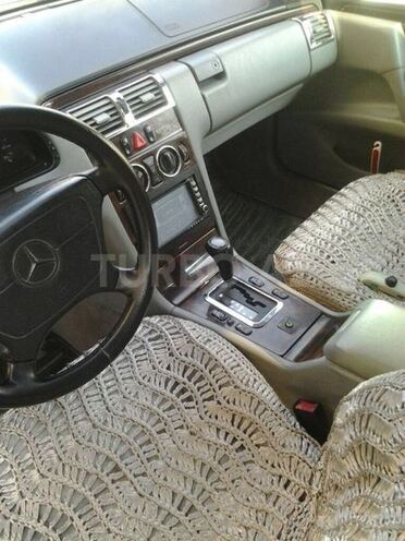 Mercedes E 280 1997, 365,000 km - 2.8 l - Bakı