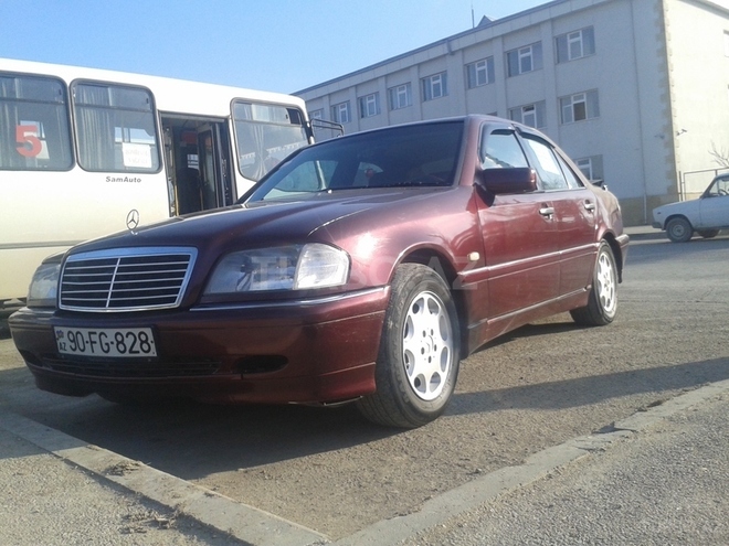 Mercedes C 200 1996, 110,000 km - 2.0 l - Sumqayıt