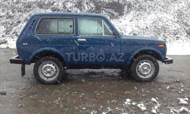 LADA (VAZ) Niva 1991, 9,000,000 km - 1.6 l - Quba