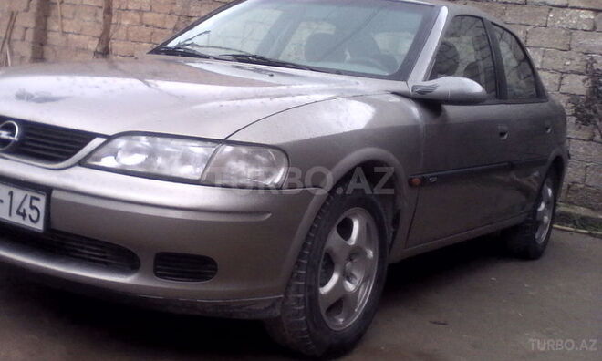 Opel Vectra 1996, 210,000 km - 1.7 l - Bakı
