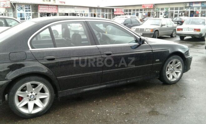 BMW 525 2002, 187,000 km - 2.5 l - Bakı