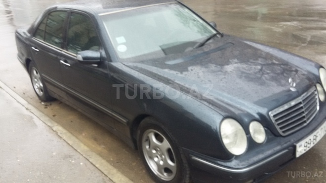 Mercedes E 240 2000, 227,000 km - 2.6 l - Bakı