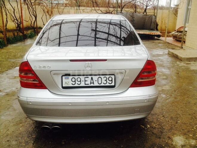 Mercedes C 240 2001, 168,000 km - 2.6 l - Sumqayıt