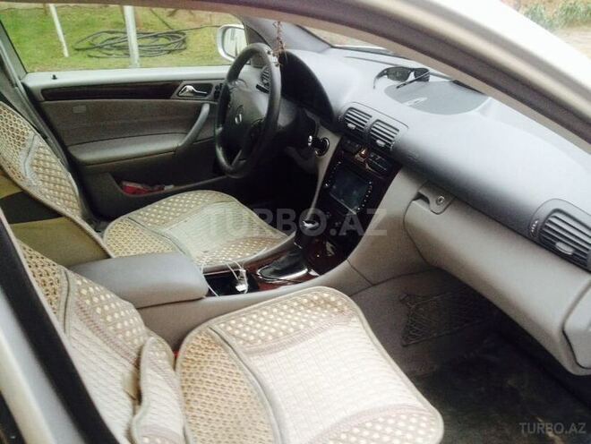 Mercedes C 240 2001, 168,000 km - 2.6 l - Sumqayıt