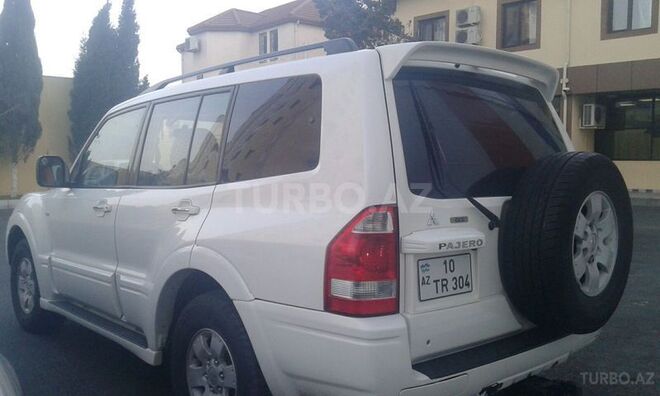 Mitsubishi Pajero 2004, 264,000 km - 3.0 l - Bakı