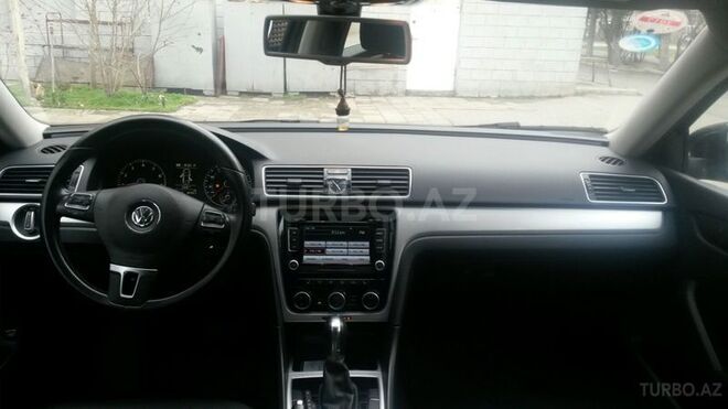 Volkswagen Passat 2012, 58,000 km - 2.5 l - Bakı