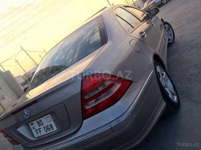 Mercedes C 240 2003, 178,000 km - 2.4 l - Sumqayıt