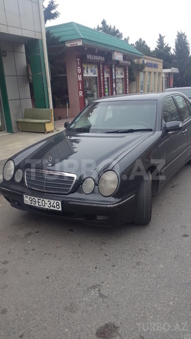 Mercedes E 220 2001, 248,000 km - 2.2 l - Bakı