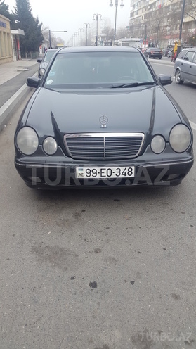 Mercedes E 220 2001, 248,000 km - 2.2 l - Bakı