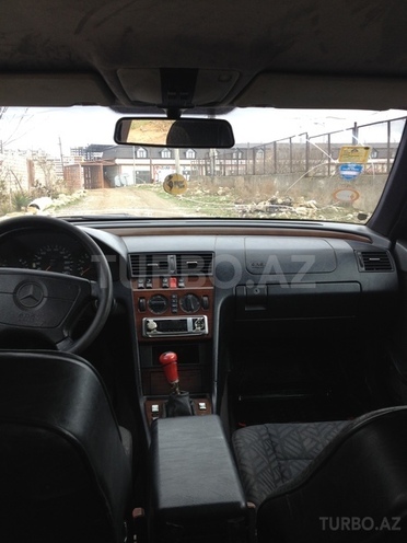 Mercedes C 220 1993, 400,000 km - 2.2 l - Bakı