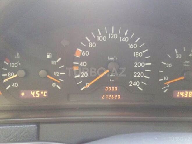 Mercedes E 230 1996, 272,600 km - 2.3 l - Bakı