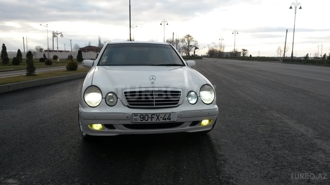 Mercedes E 240 2001, 245,000 km - 2.6 л - Kürdəmir