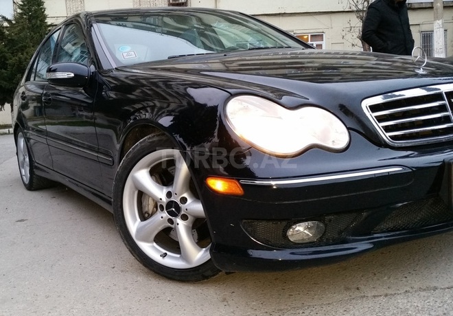 Mercedes C 230 2006, 134,000 km - 2.5 l - Bakı