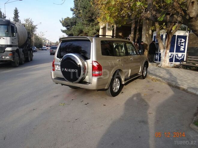 Mitsubishi Pajero 2006, 127,000 km - 0.3 l - Bakı