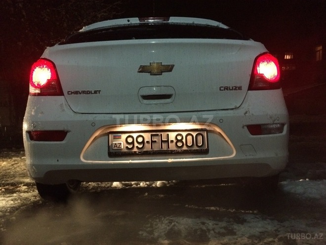 Chevrolet Cruze 2013, 29,300 km - 1.8 l - Zaqatala