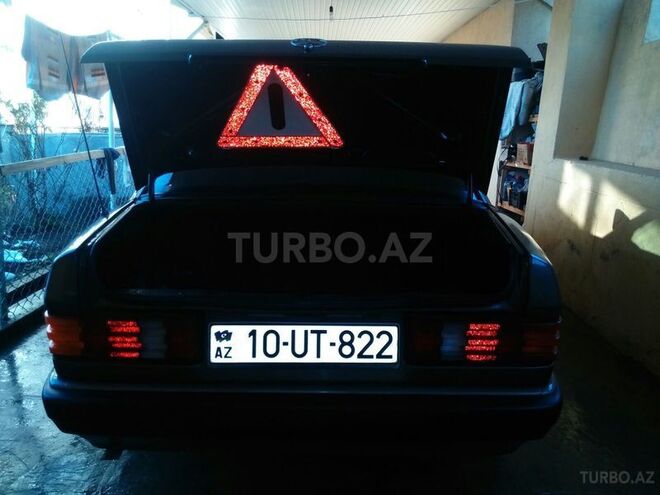 Mercedes 190 1992, 291,119 km - 1.8 l - Şəki