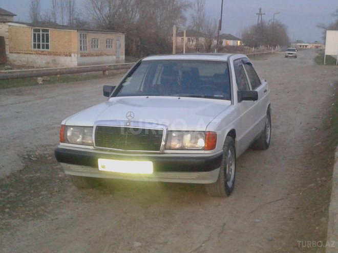 Mercedes 190 1991, 260,000 km - 2.0 l - Bakı