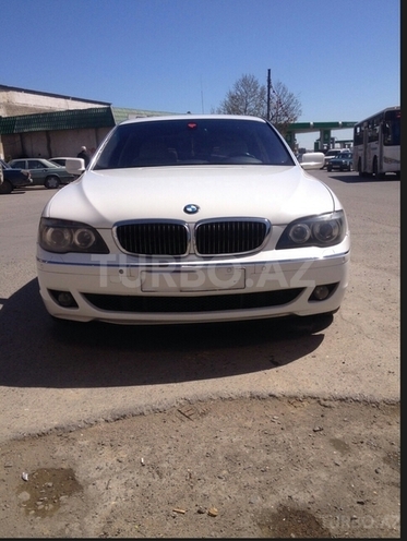 BMW 750 2006, 180,000 km - 4.4 л - Bakı