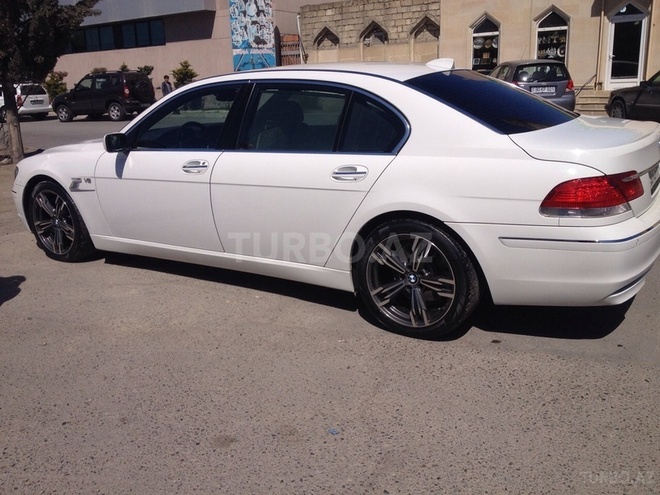 BMW 750 2006, 180,000 km - 4.4 л - Bakı