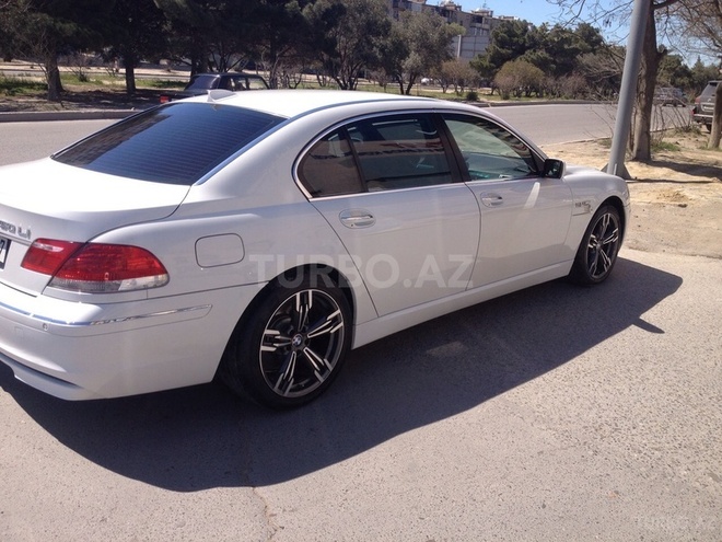 BMW 750 2006, 180,000 km - 4.4 л - Bakı