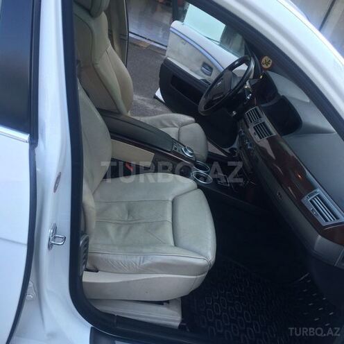 BMW 750 2006, 180,000 km - 4.4 л - Bakı