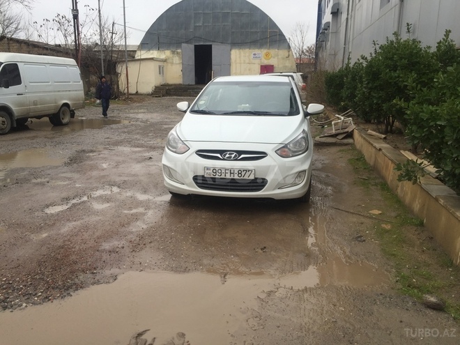 Hyundai Accent 2013, 65,000 km - 1.6 l - Bakı