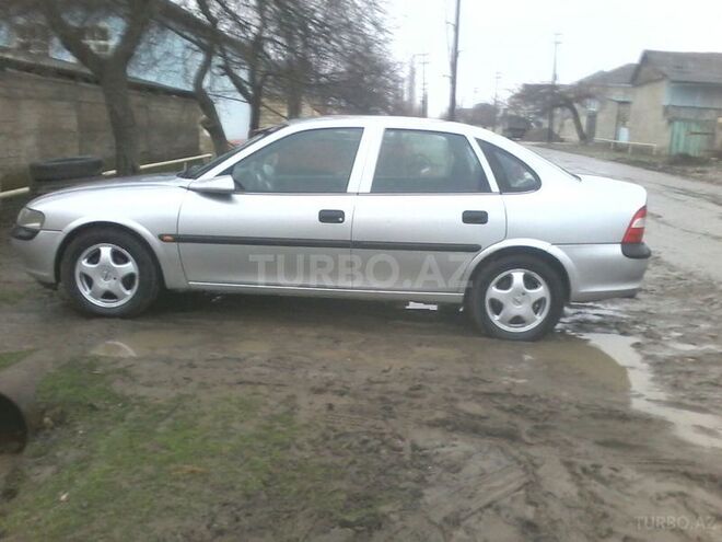 Opel Vectra 1998, 20,000 km - 1.6 л - Xaçmaz