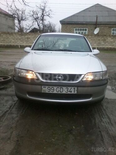 Opel Vectra 1998, 20,000 km - 1.6 л - Xaçmaz