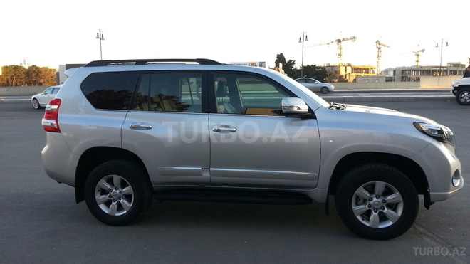 Toyota Prado 2014, 30,000 km - 2.7 л - Bakı