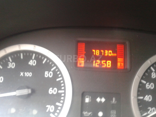 Renault Logan 2013, 80,000 km - 1.6 l - Bakı