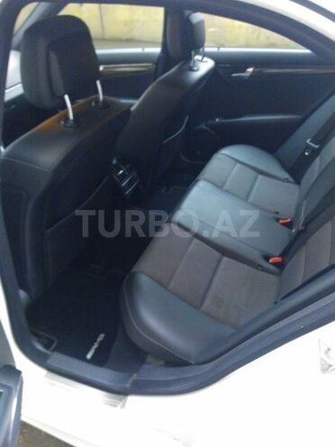 Mercedes C 200 2009, 208,000 km - 1.8 л - Bakı