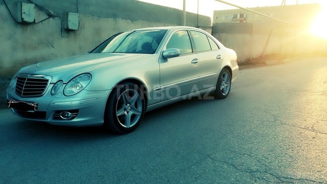 Mercedes E 270 2002, 164,000 km - 2.7 l - Bakı