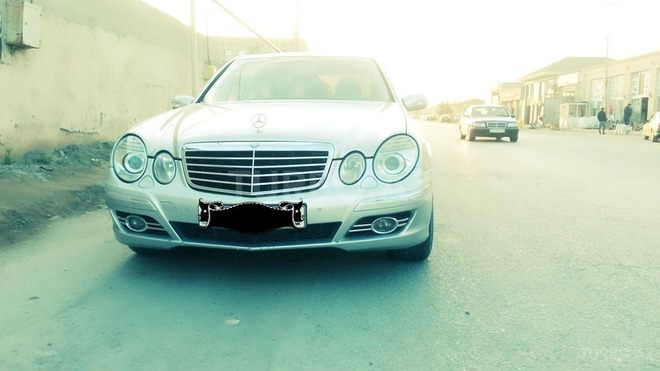Mercedes E 270 2002, 164,000 km - 2.7 l - Bakı