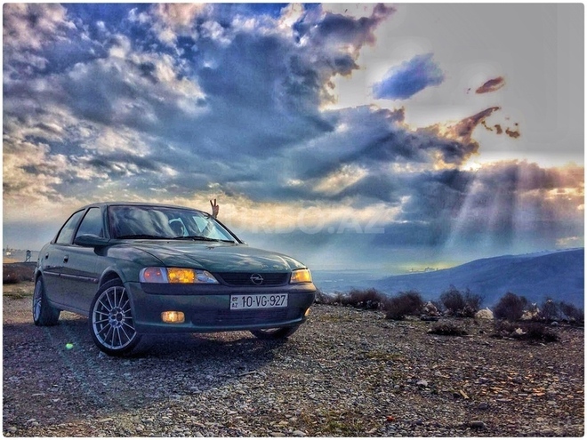 Opel Vectra 1996, 370,000 km - 1.8 л - Bakı