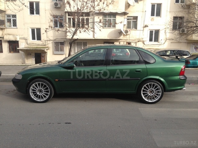 Opel Vectra 1996, 370,000 km - 1.8 л - Bakı