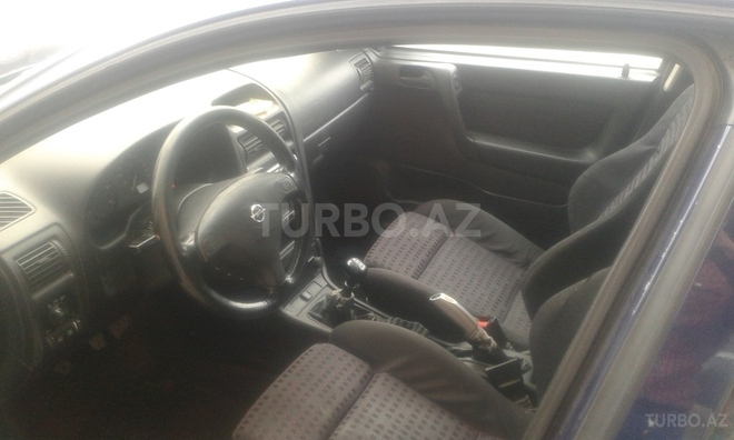 Opel Astra 1999, 195,000 km - 2.0 l - Bakı