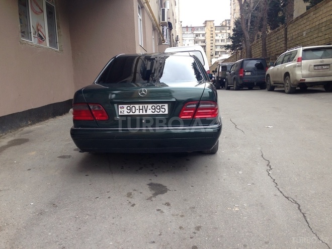 Mercedes E 200 1997, 232,434 km - 2.0 l - Bakı