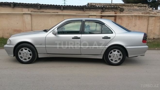 Mercedes C 240 1998, 270,000 km - 2.4 л - Sumqayıt
