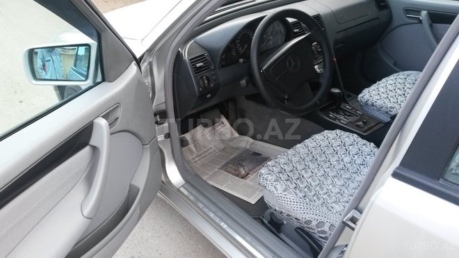 Mercedes C 240 1998, 270,000 km - 2.4 л - Sumqayıt