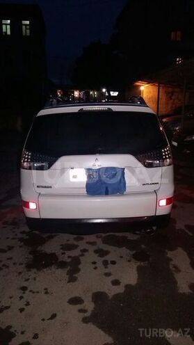 Mitsubishi Outlander 2008, 93,000 km - 2.4 л - Bakı