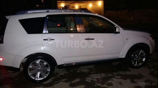 Mitsubishi Outlander 2008, 93,000 km - 2.4 л - Bakı